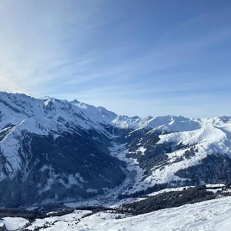 Locanda Gast- Und Christler Tux