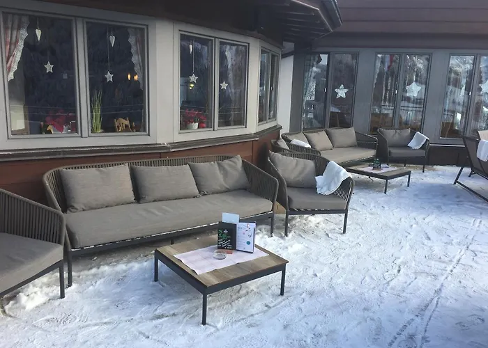 Herberg Gast- Und Christler Tux