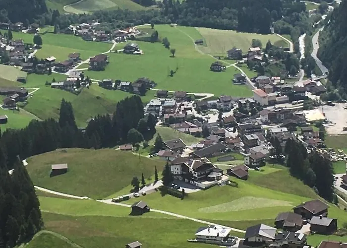 Gast- Und Christler Herberg